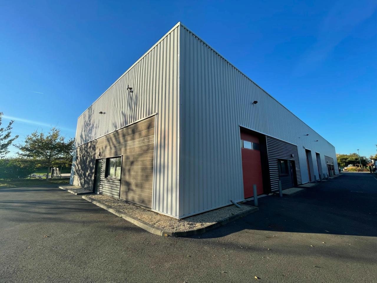 Local d'activité Domloup 160m² Vente local d'activité Domloup Ille-et-Vilaine OVACT2532082 0